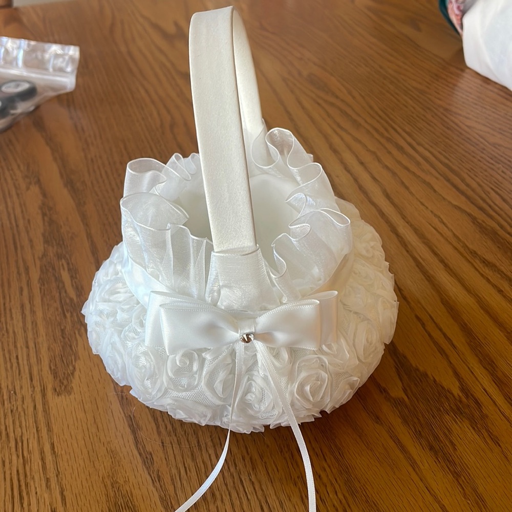 Small flower girl basket
